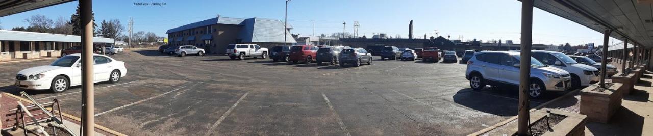 Hotel Blue Top Inn Stevens Point Bagian luar foto