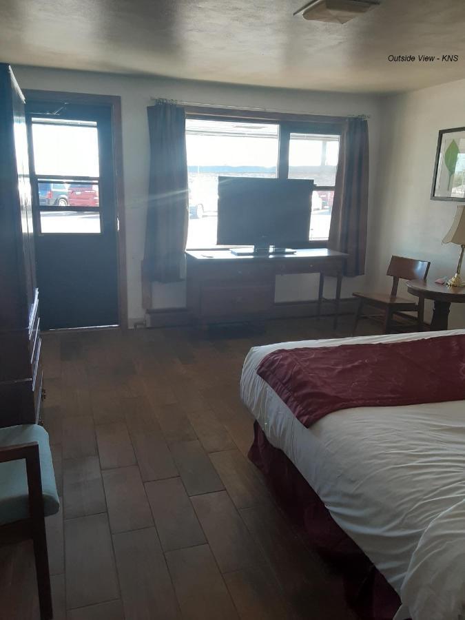 Hotel Blue Top Inn Stevens Point Bagian luar foto