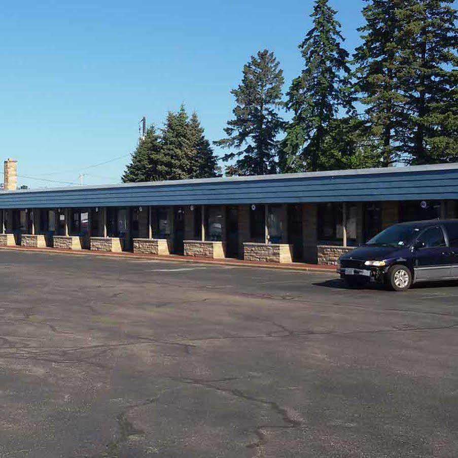 Hotel Blue Top Inn Stevens Point Bagian luar foto