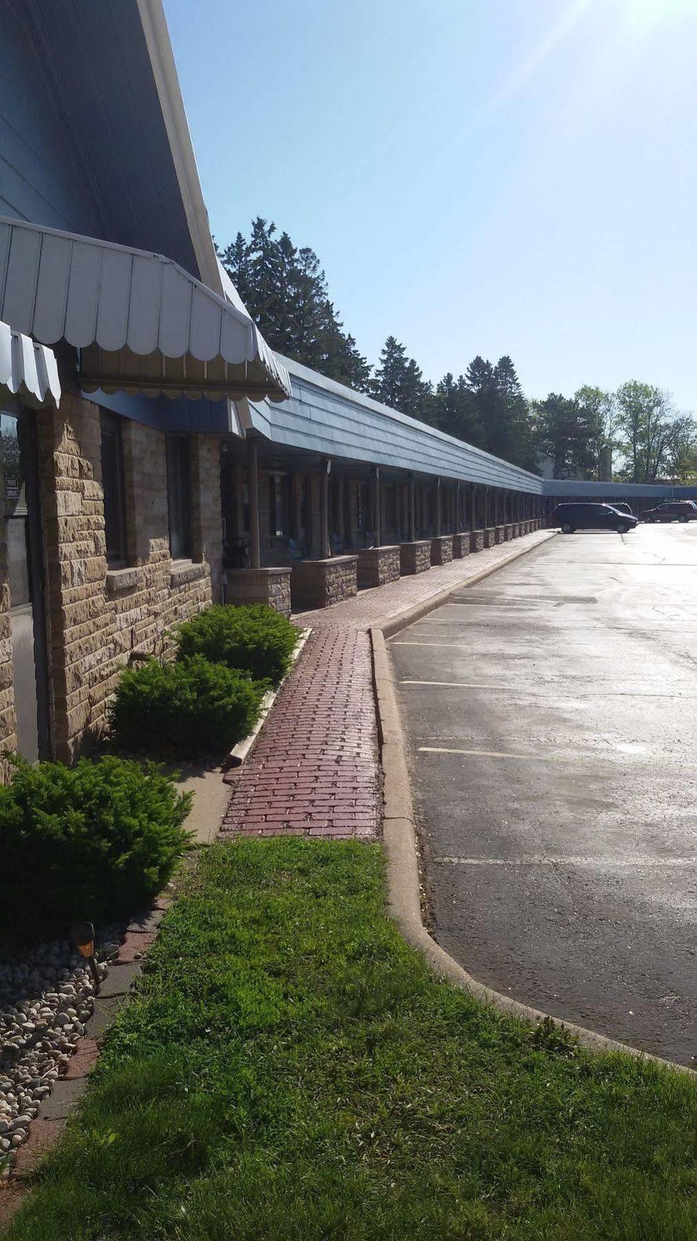 Hotel Blue Top Inn Stevens Point Bagian luar foto
